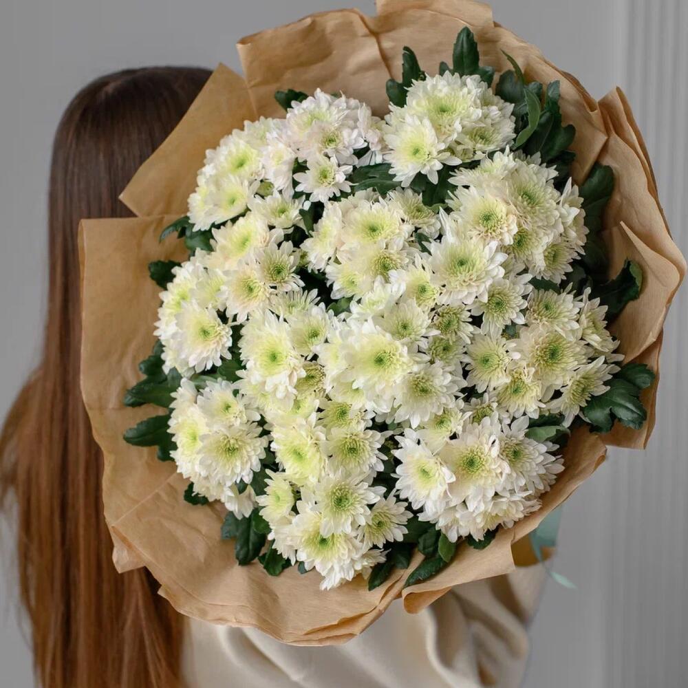 https://content2.flowwow-images.com/data/flowers/1000x1000/43/1702016391_26699743.jpg